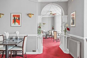Royal Beacon Hotel