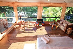 Hotel Tropico Latino