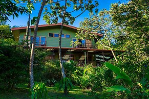 Cala Lodge