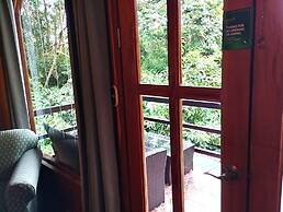 Cala Lodge