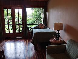 Cala Lodge