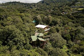 Cala Lodge