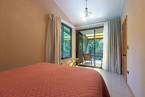 Cala Lodge