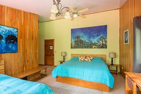 Cala Lodge