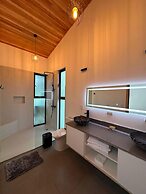 Cala Lodge