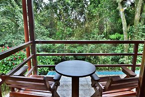 Cala Lodge
