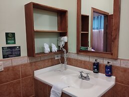 Cala Lodge