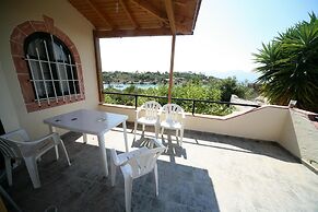 Eliza Hotel