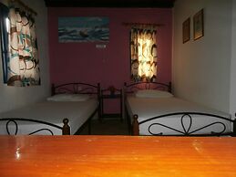 Eliza Hotel