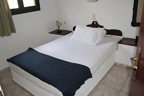 Eliza Hotel