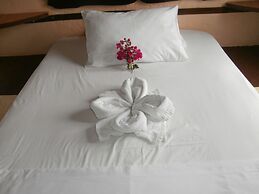 Eliza Hotel