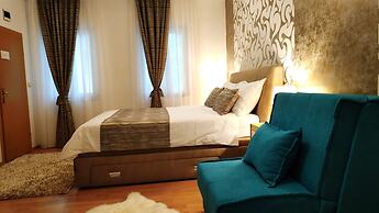 Matic Apartments