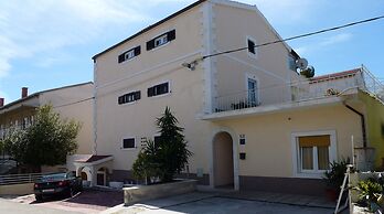 Matic Apartments