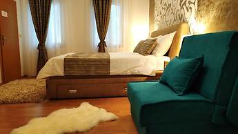 Matic Apartments
