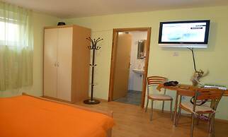 Matic Apartments