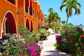 Hotel Palmas De Cortez