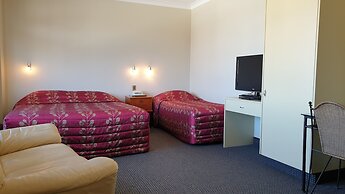 97 Motel Moray