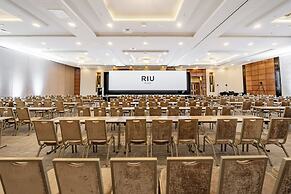 Hotel Riu Plaza Panama