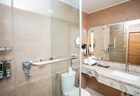 Hotel Marcopolo Pvt Ltd