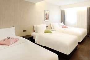 Hotel Tradiup by the Designers