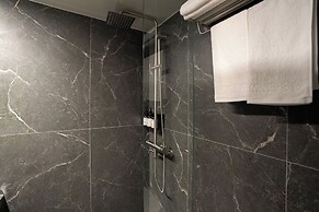 Hotel Tradiup by the Designers