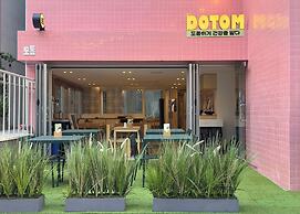 Hotel Tradiup by the Designers