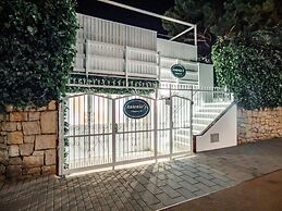 Antonio S House