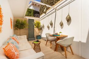 Antonio S House