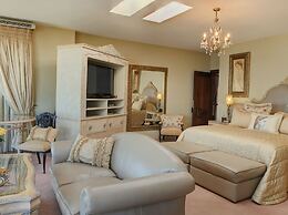 Xanadu Guest Villa
