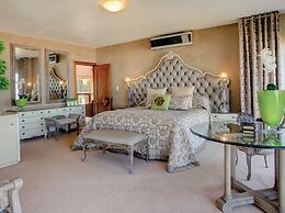 Xanadu Guest Villa