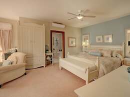 Xanadu Guest Villa