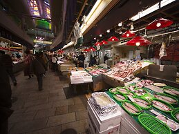 the b Kanazawa Katamachi