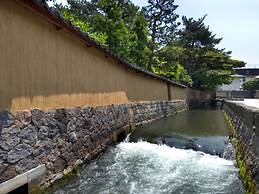 the b Kanazawa Katamachi