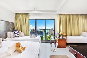 Diamond City Hotel