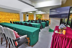 Diamond City Hotel