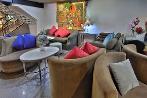 Diamond City Hotel