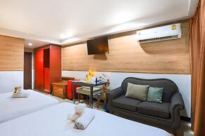 Diamond City Hotel