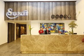 Starlet Hotel