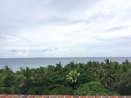 Amarela Resort