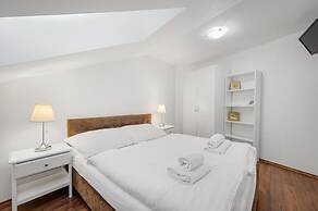 Garni Hotel VIRGO