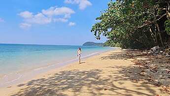 Koh Jum Resort