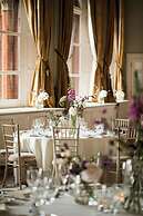 St. Pancras London, Autograph Collection ®