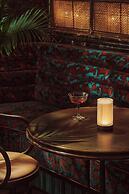 St. Pancras London, Autograph Collection ®