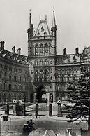 St. Pancras London, Autograph Collection ®