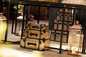 St. Pancras London, Autograph Collection ®