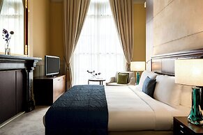 St. Pancras London, Autograph Collection ®