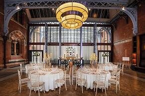 St. Pancras London, Autograph Collection ®