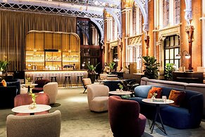 St. Pancras London, Autograph Collection ®