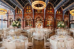 St. Pancras London, Autograph Collection ®