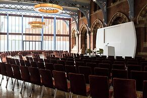 St. Pancras London, Autograph Collection ®